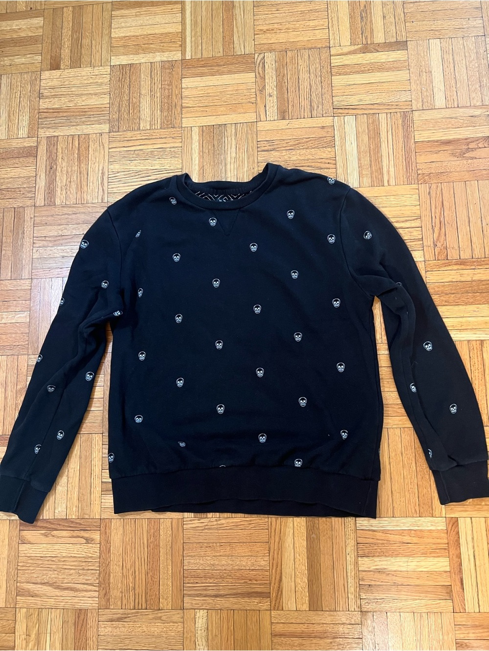 Goth inspired Denim & Flower Black Crewneck Sweater with Small Skull Medium
